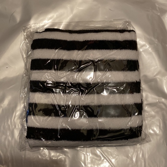 🆕NIP:Black and White Striped Fingerless Polyester Arm Warmers - Picture 6 of 6